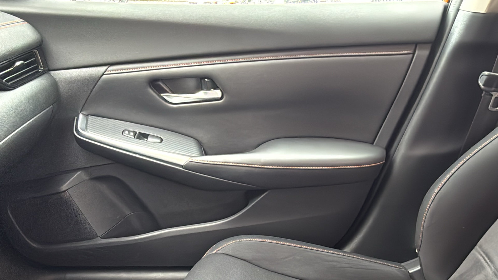 Certified 2021 Nissan Sentra SR FWD image 18