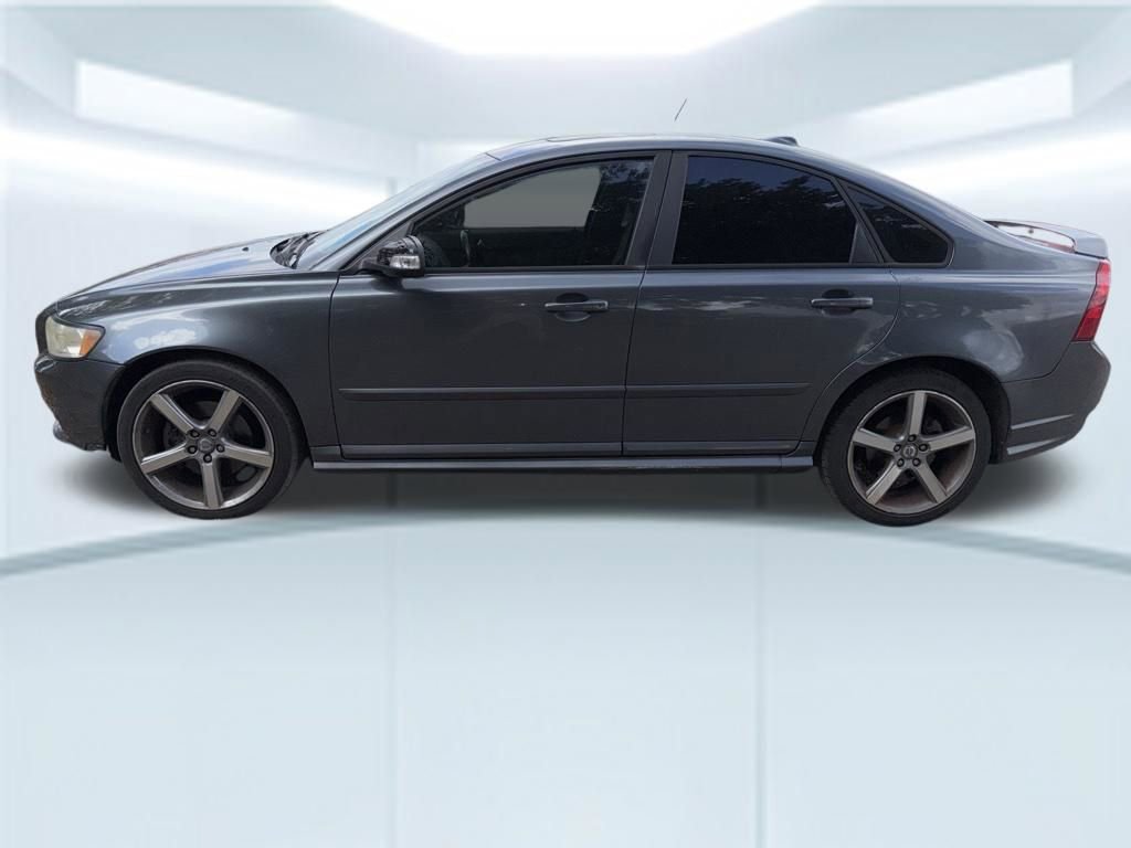 Used 2009 Volvo S40 T5 R-Design FWD image 4