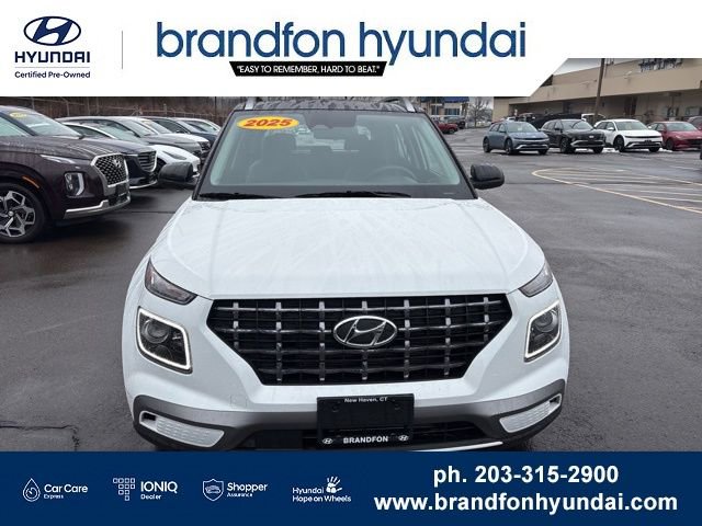 Certified 2025 Hyundai Venue Limited FWD image 2