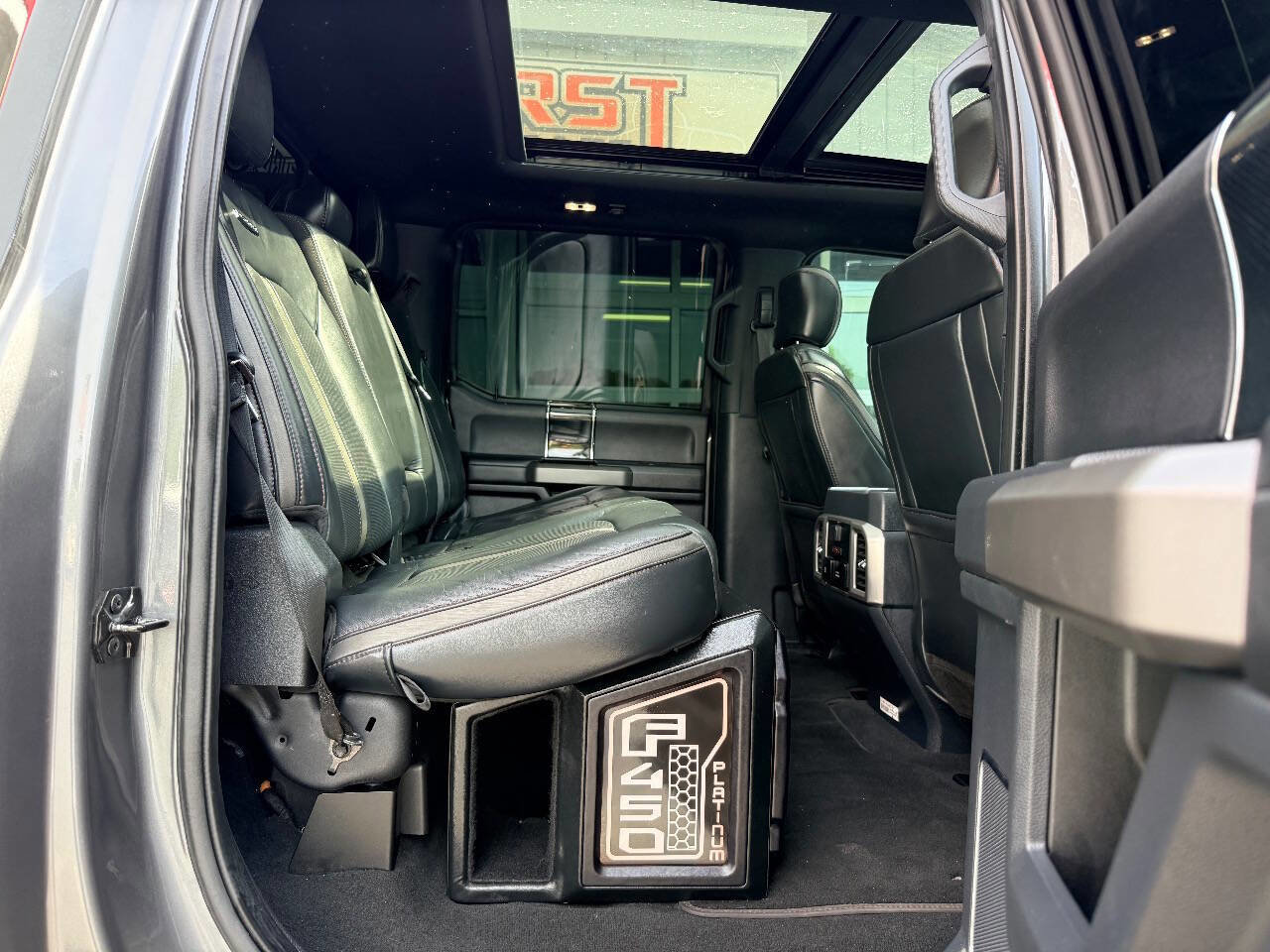 Used 2022 Ford F450 Platinum w/ FX4 Off-Road Package image 53