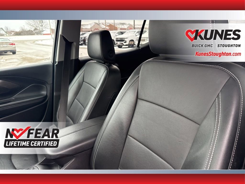 Used 2024 GMC Terrain SLT image 23