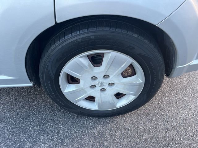 Used 2007 Dodge Caliber SXT image 29