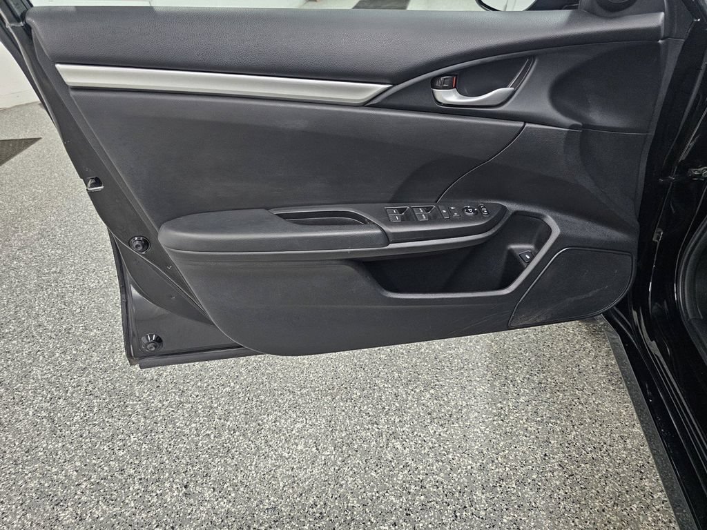 Used 2019 Honda Civic Sport image 12