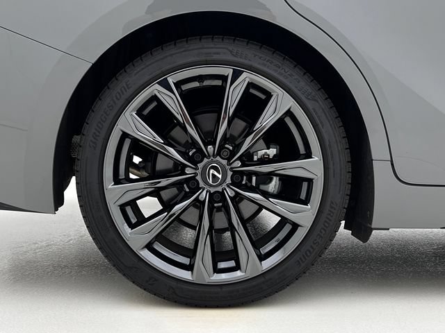 Used 2025 Lexus IS 350 F Sport w/ Navigation Package AWD/4WD image 29