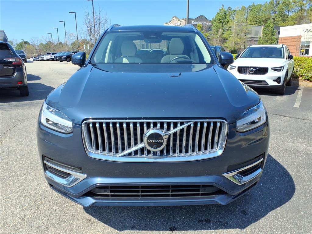 Certified 2023 Volvo XC90 B5 Plus image 10