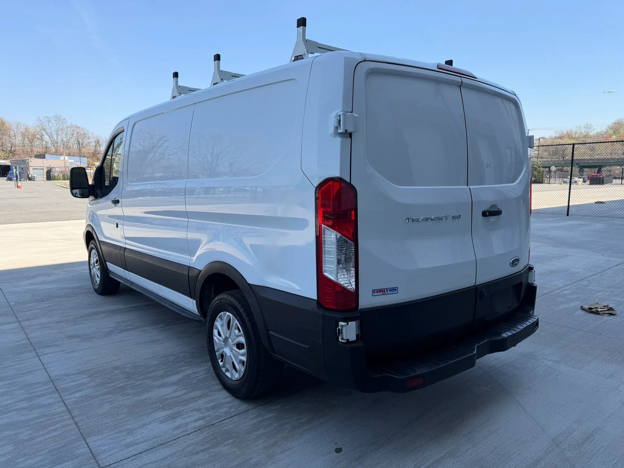 Used 2019 Ford Transit 150 130 Low Roof RWD image 6