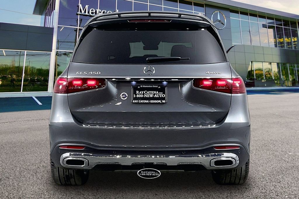 New 2025 Mercedes-Benz GLS 450 4MATIC image 4