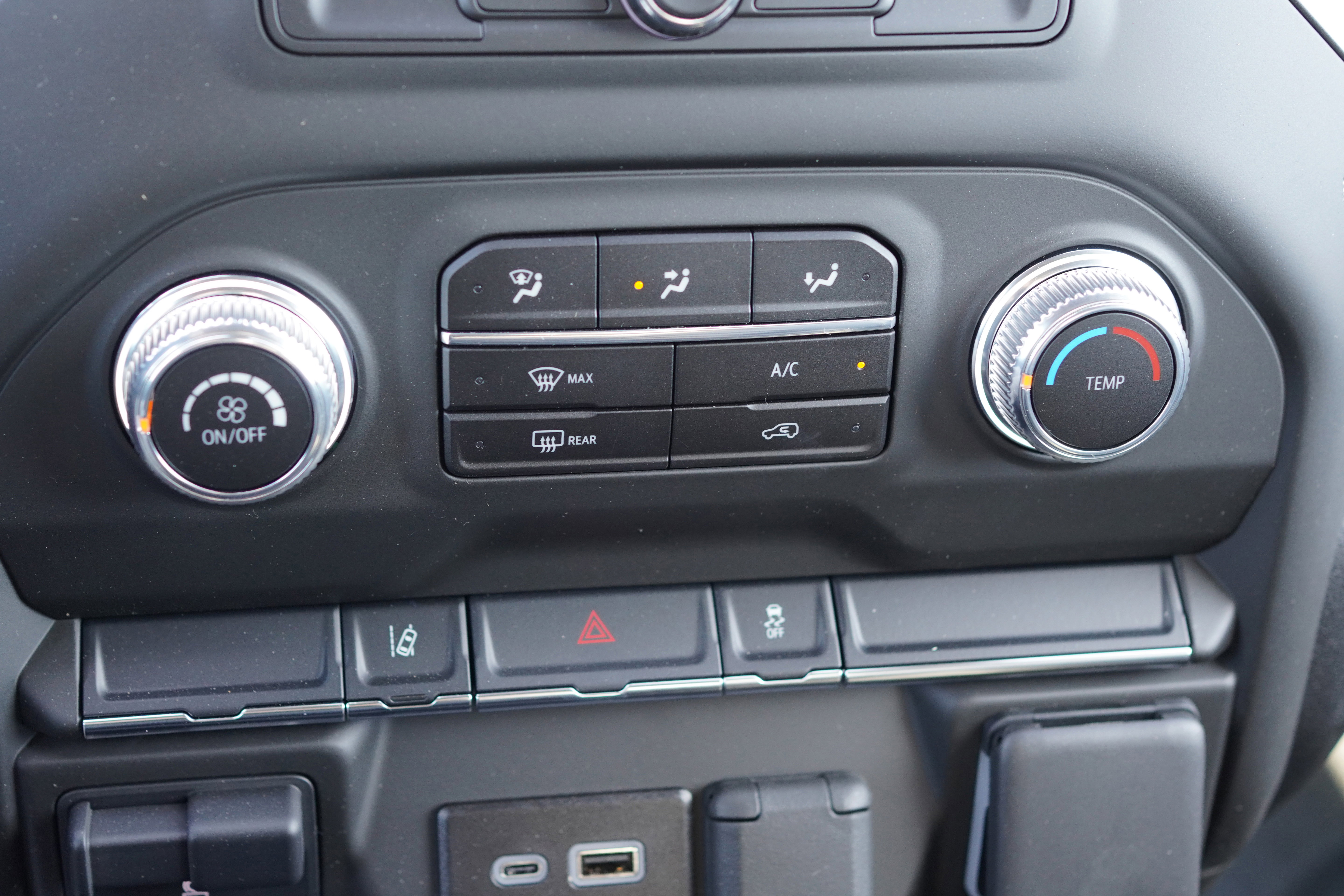 New 2025 GMC Sierra 3500 Pro w/ Convenience Package image 24