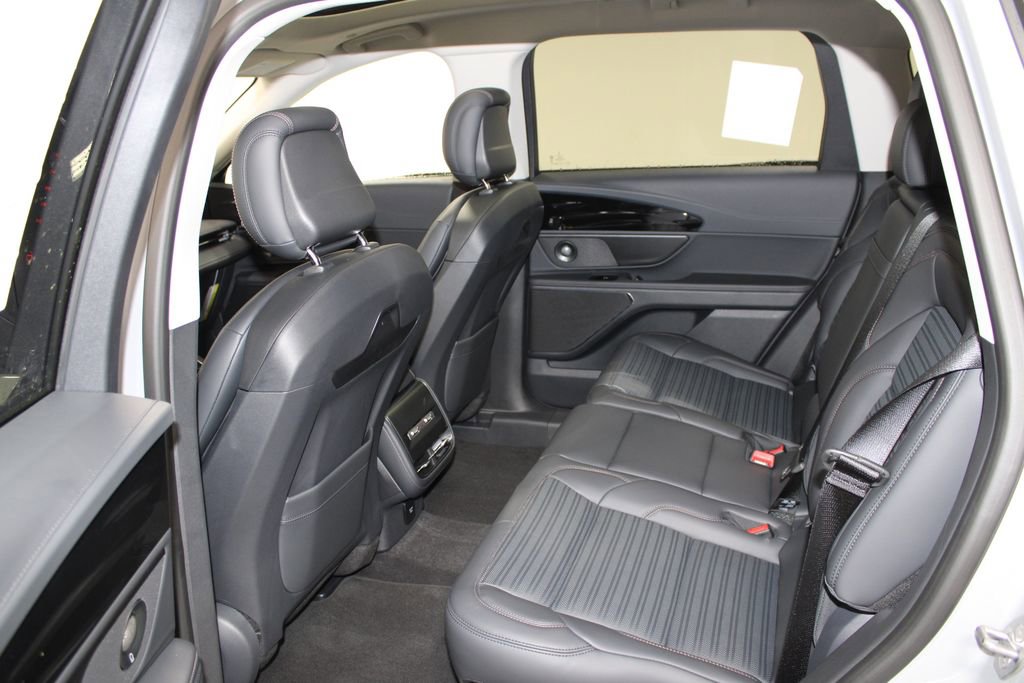 New 2026 Lincoln Nautilus Reserve w/ Jet Appearance Package image 25