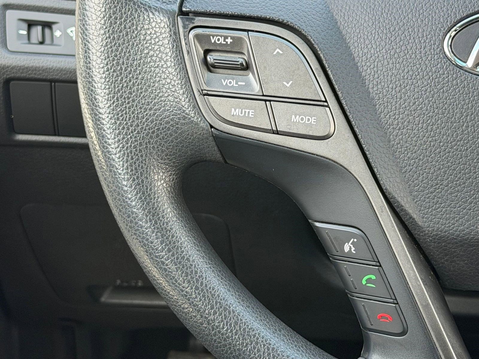 Used 2018 Hyundai Santa Fe Sport FWD image 15