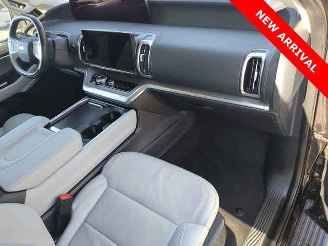 Used 2025 Ford Expedition Max Platinum AWD/4WD image 23