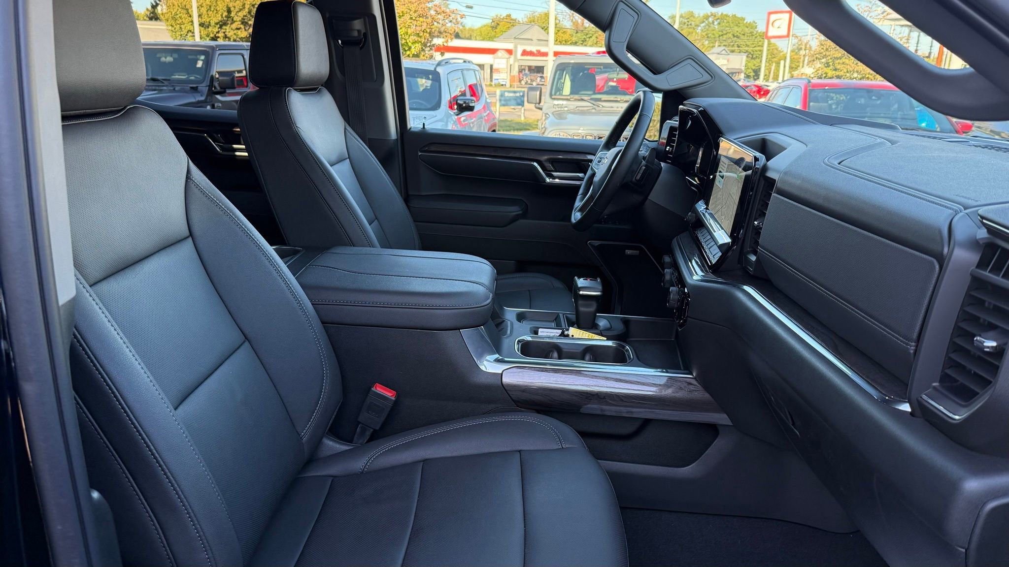 Used 2024 Chevrolet Silverado 1500 LTZ w/ LTZ Convenience Package II image 16