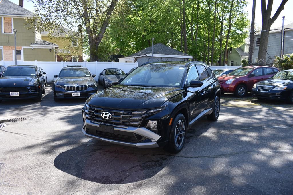 Used 2025 Hyundai Tucson SEL AWD/4WD image 3