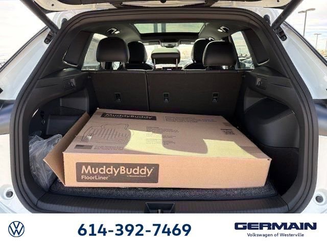 New 2026 Volkswagen Tiguan SE R-Line image 16