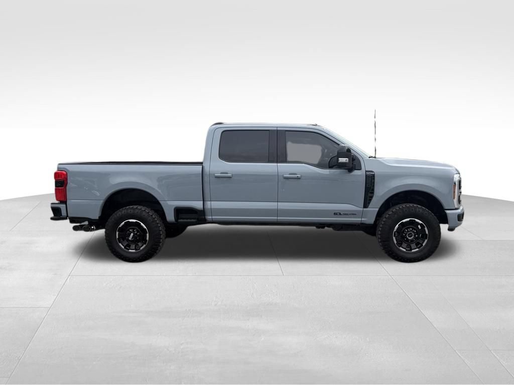 Used 2026 Ford F250 Platinum w/ Tremor Off-Road Package AWD/4WD image 24