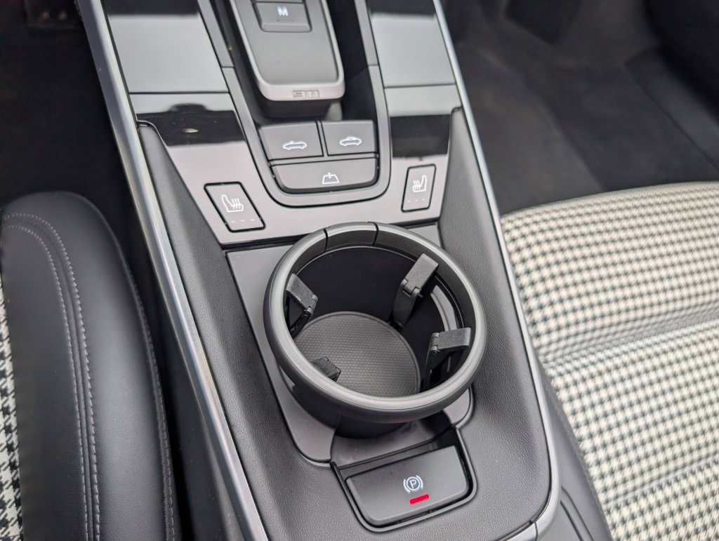 Certified 2024 Porsche 911 Turbo image 18