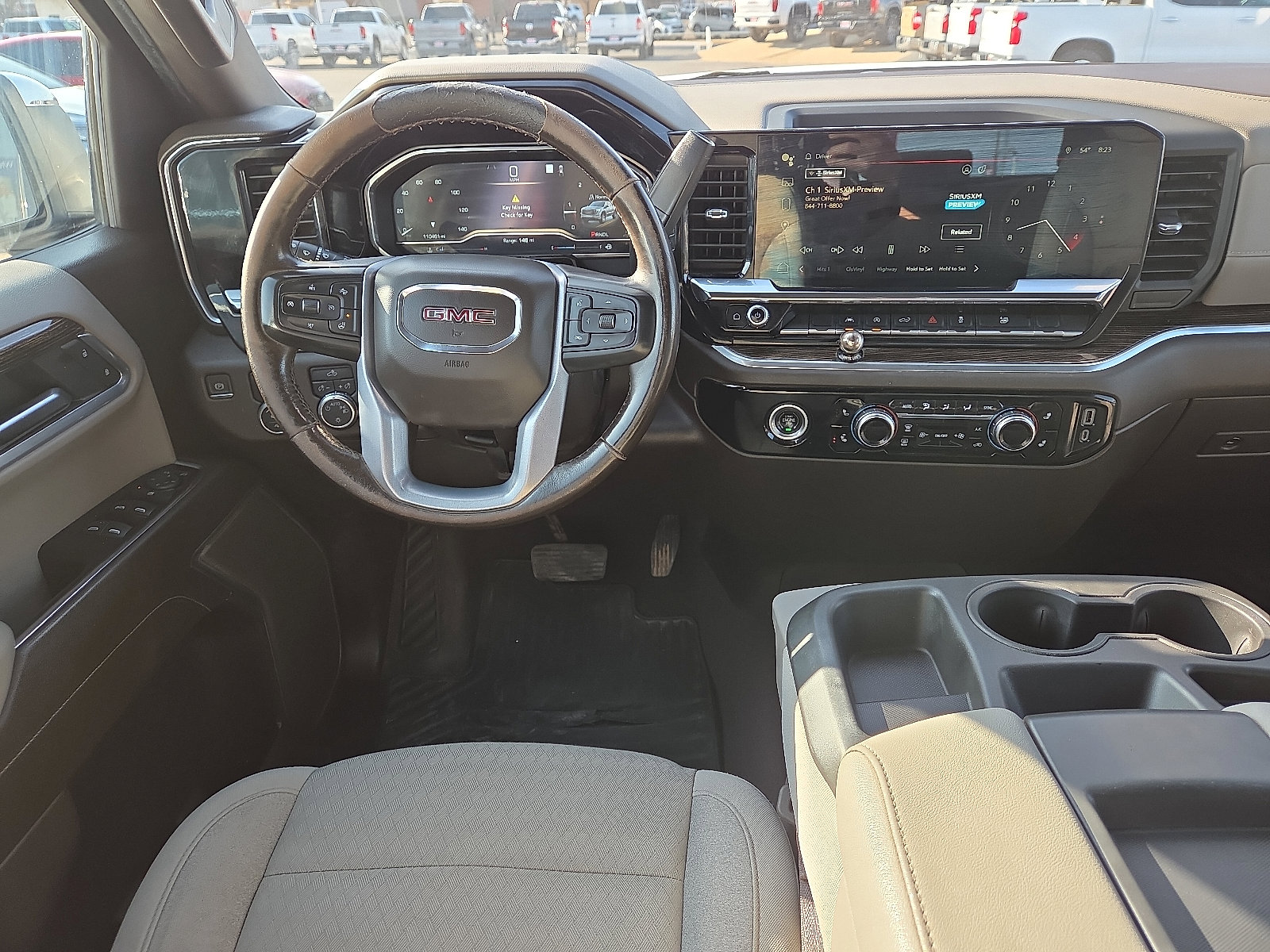 Used 2022 GMC Sierra 1500 SLE image 11