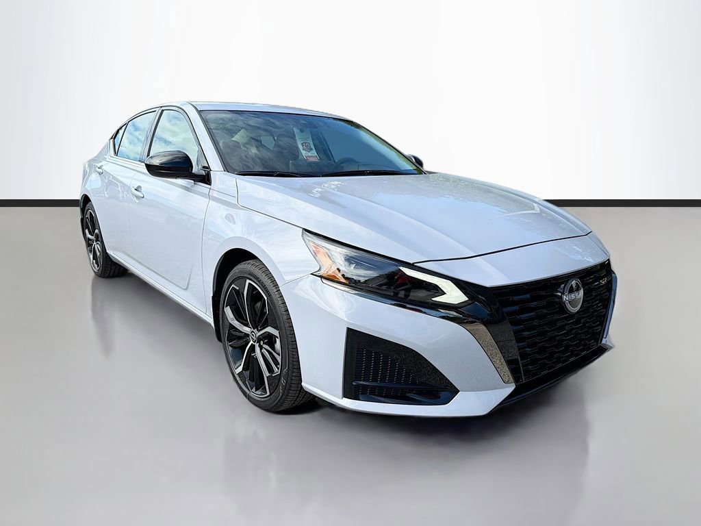 New 2025 Nissan Altima 2.5 SR w/ SR Premium Package