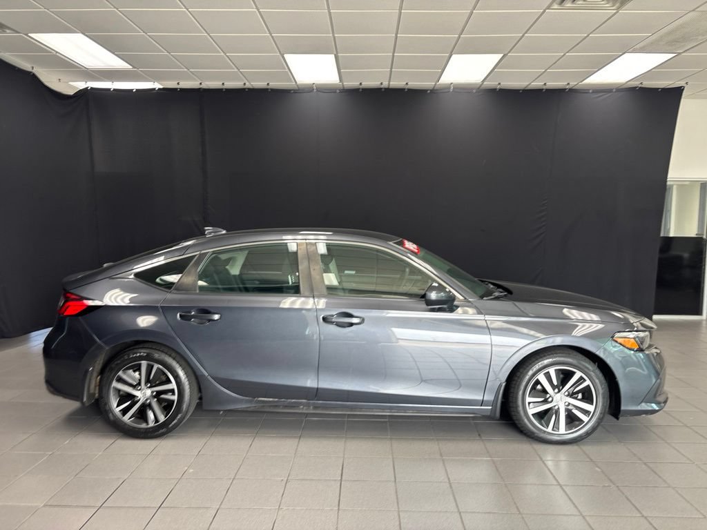 Used 2023 Honda Civic LX image 2
