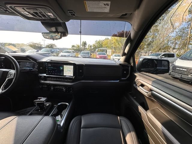 Used 2024 Chevrolet Silverado 1500 LTZ w/ LTZ Premium Package AWD/4WD image 31