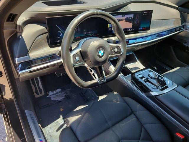Used 2023 BMW 740i RWD image 18