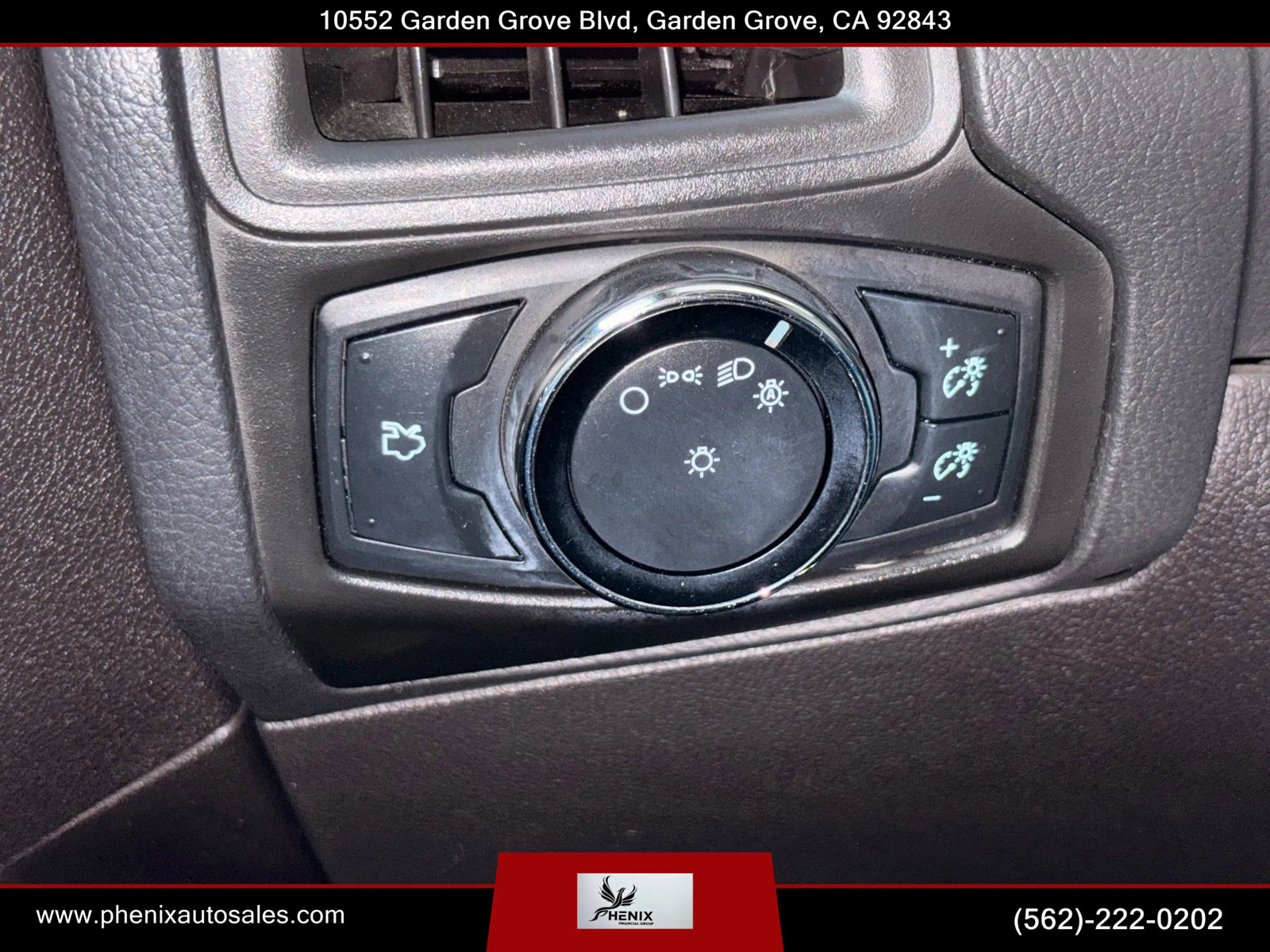 Used 2014 Ford Focus SE image 20