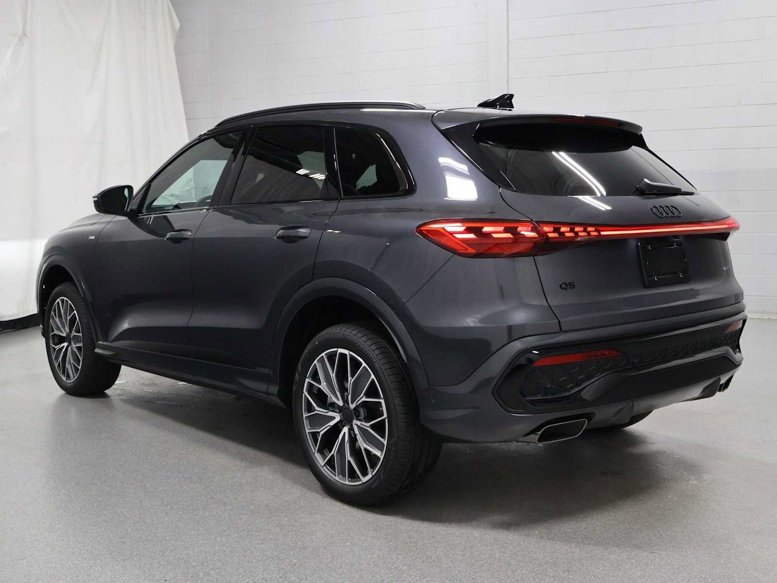 New 2026 Audi Q5 Premium AWD/4WD image 3