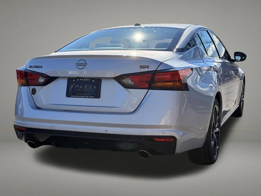 Used 2024 Nissan Altima 2.5 SR image 5