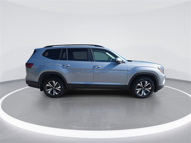 New 2026 Volkswagen Atlas SE image 2