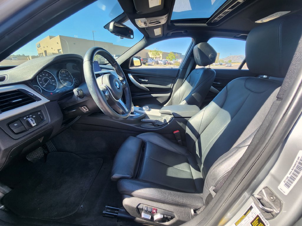 Used 2016 BMW 320i xDrive Sedan AWD/4WD image 11