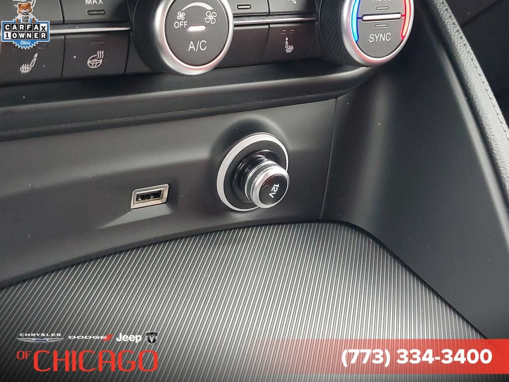 Used 2024 Alfa Romeo Stelvio Veloce AWD/4WD image 33
