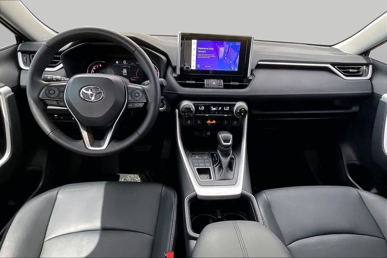 Used 2025 Toyota RAV4 XLE Premium w/ Weather Package AWD/4WD image 15