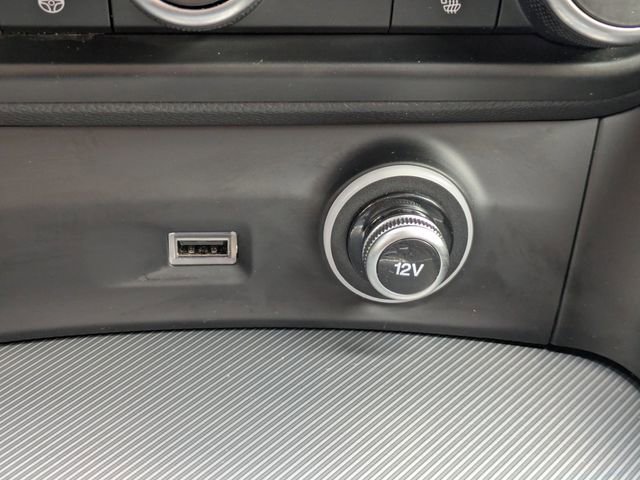 Used 2024 Alfa Romeo Stelvio Veloce image 30