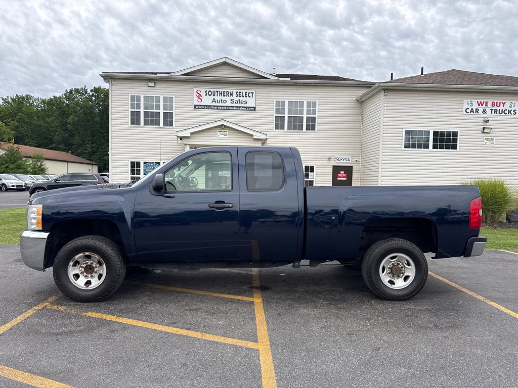Used 2007 Chevrolet Silverado 2500 LT RWD image 1