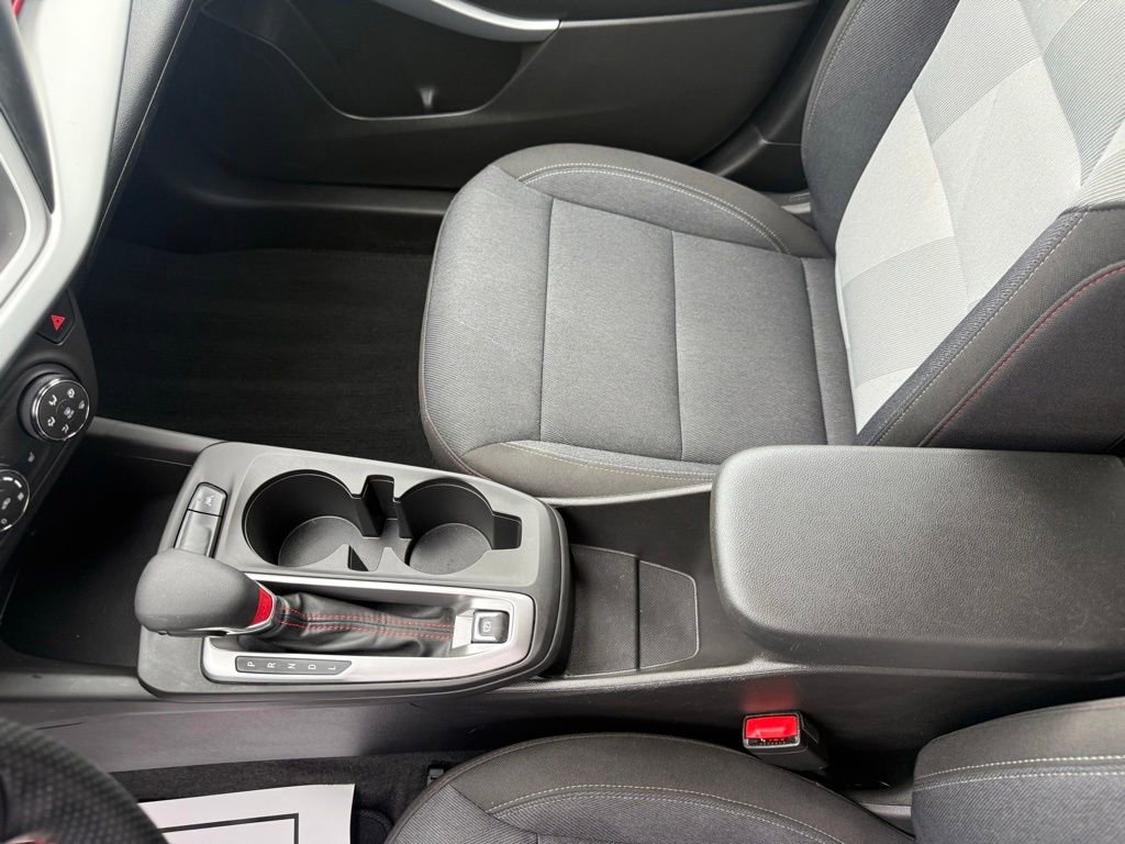 Used 2024 Chevrolet Trax RS w/ Driver Confidence Package FWD image 32