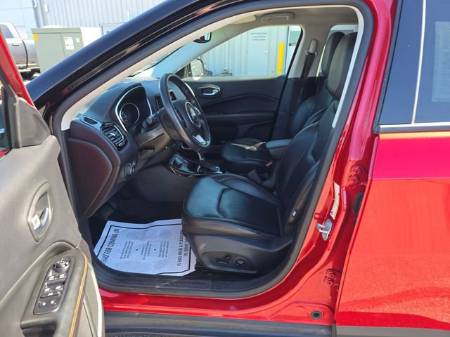 Used 2018 Jeep Compass Limited w/ Navigation Group AWD/4WD image 9