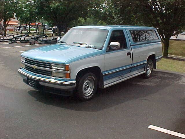 Used 1993 Chevrolet Silverado 1500 C1500 Cheyenne 2dr Standard Ca image 4
