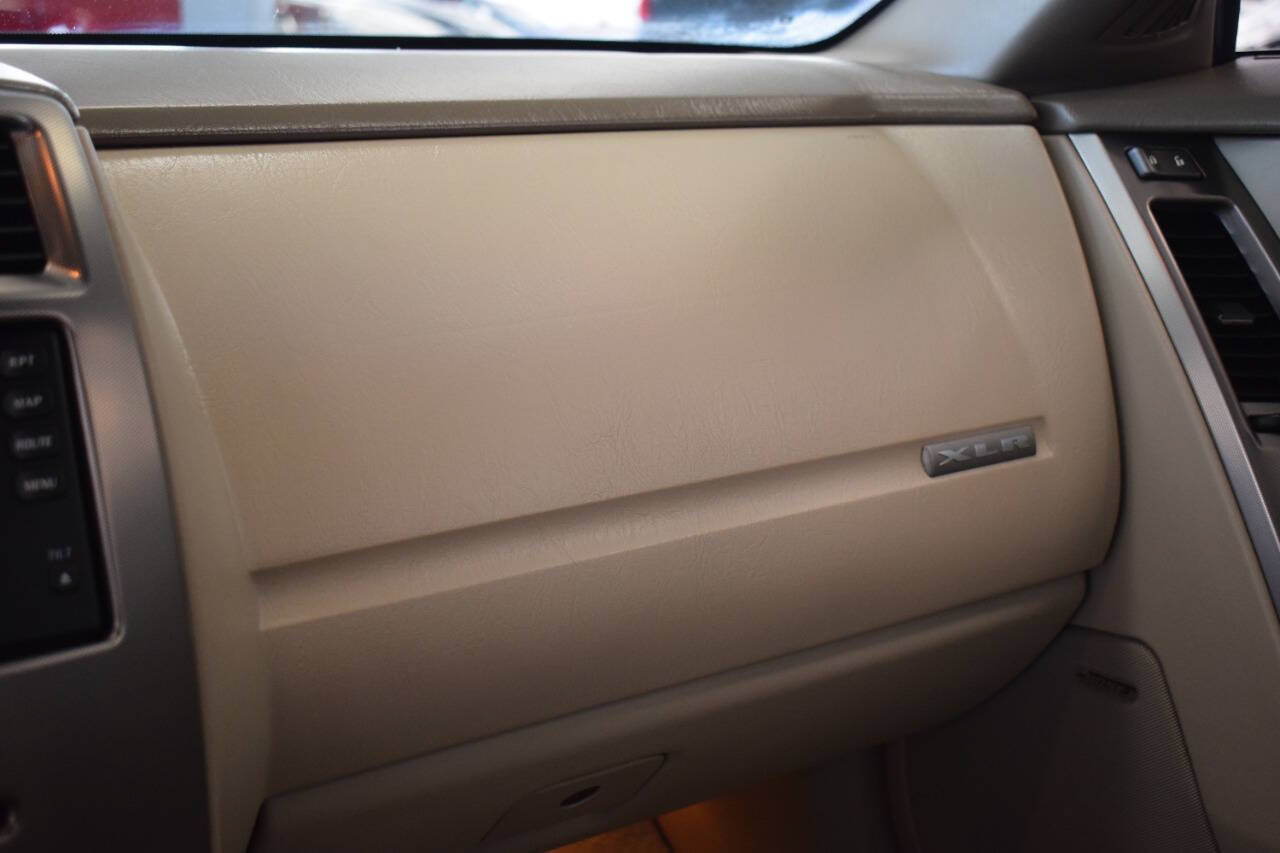 Used 2005 Cadillac XLR RWD image 87