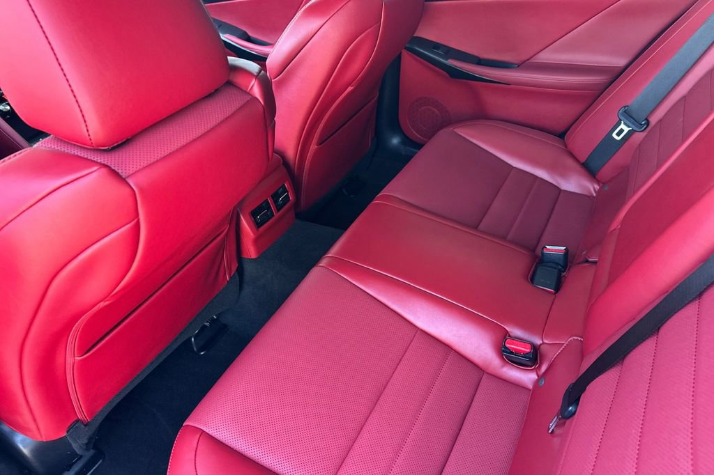 Used 2023 Lexus IS 350 F Sport RWD image 13