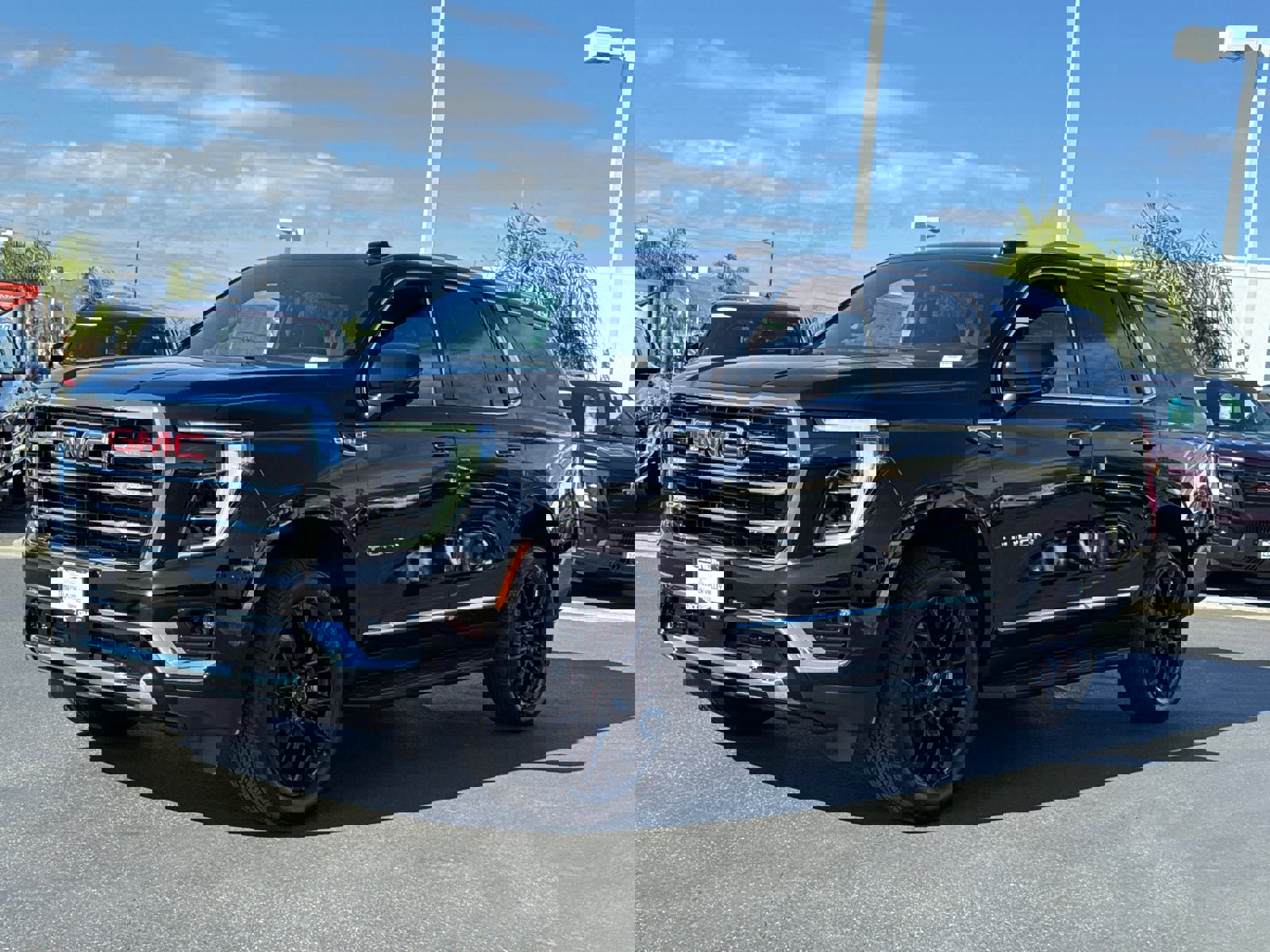 Used 2026 GMC Yukon Elevation image 4