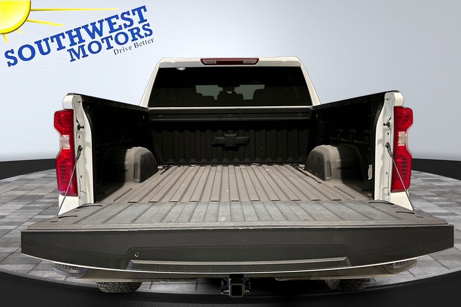 Used 2024 Chevrolet Silverado 1500 Custom Trail Boss AWD/4WD image 8