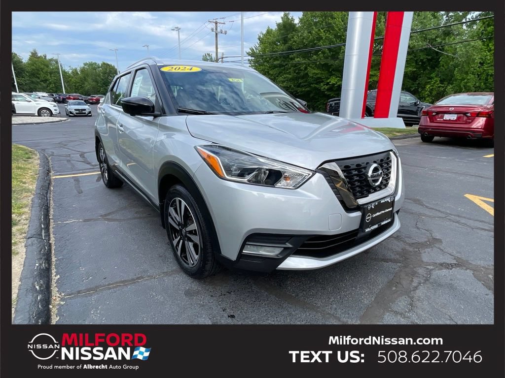 Used 2020 Nissan Kicks SR FWD image 8