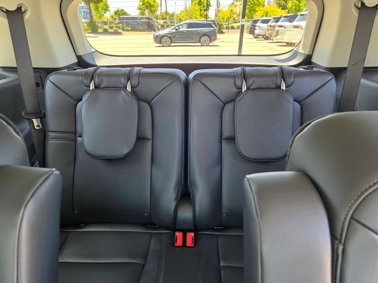New 2026 Lincoln Aviator AWD image 8