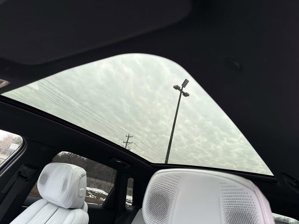 Certified 2024 Cadillac Lyriq Sport image 18