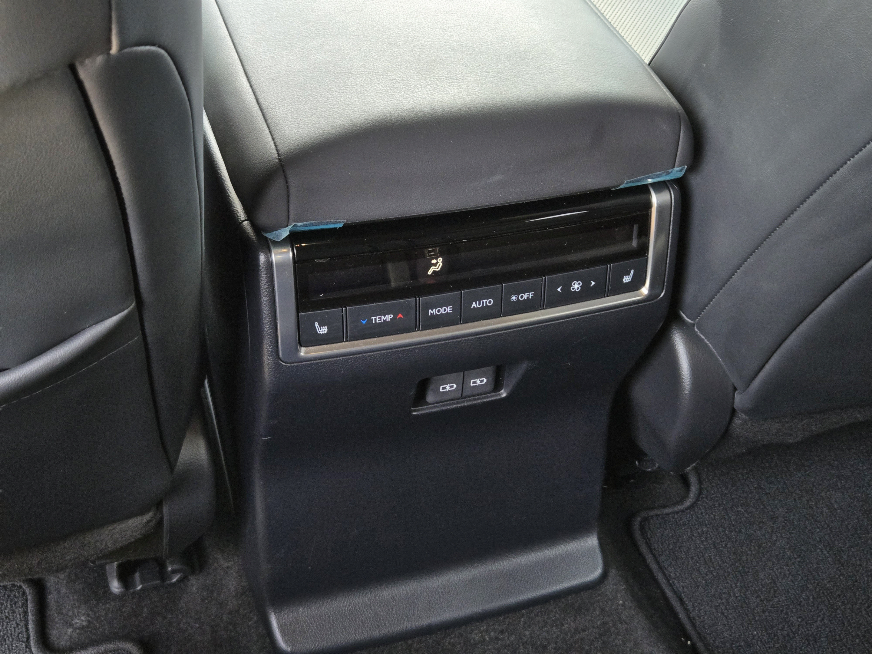 Used 2024 Lexus GX 550 w/ Cold Area Package AWD/4WD image 30