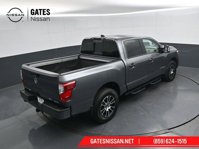 Used 2024 Nissan Titan SV w/ SV Convenience Package image 43