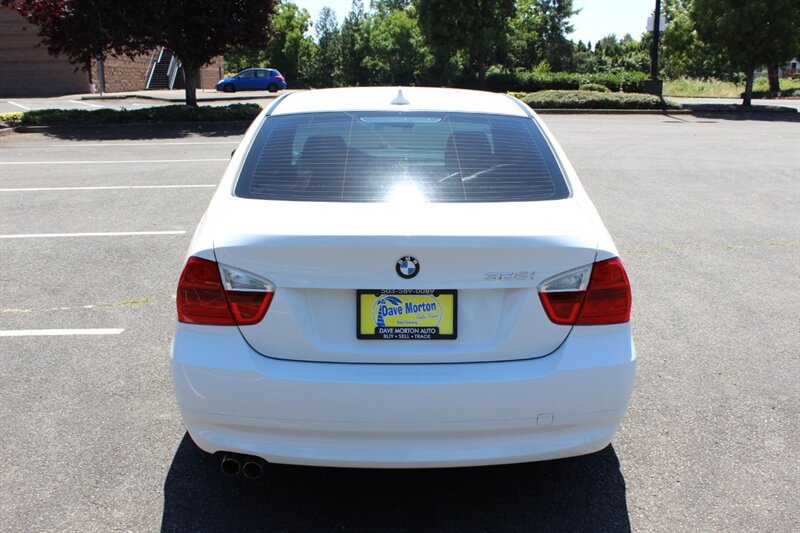 Used 2007 BMW 328i Sedan RWD image 8