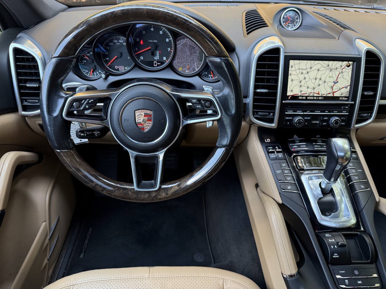Used 2016 Porsche Cayenne AWD/4WD image 28