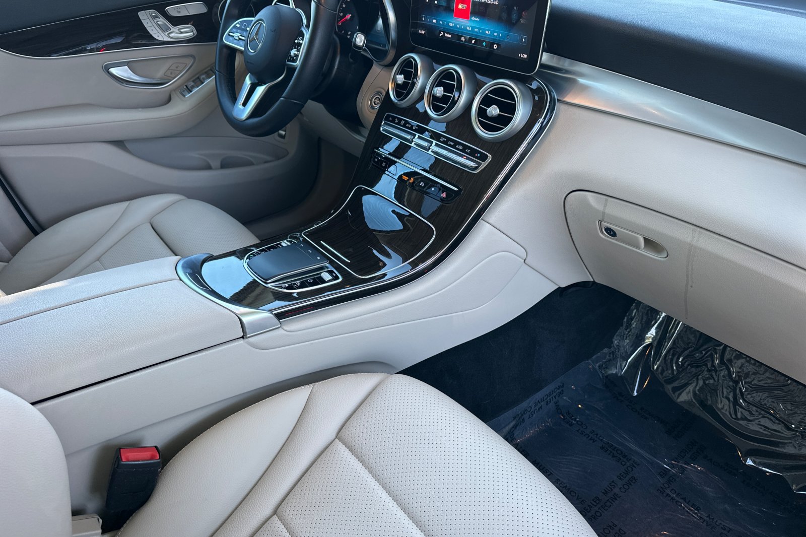 Certified 2021 Mercedes-Benz GLC 300 4MATIC image 16
