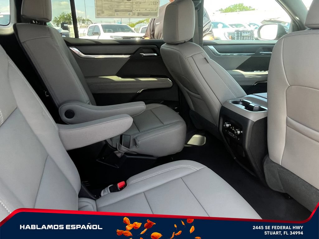 New 2026 GMC Acadia Elevation w/ Black Edition FWD image 19